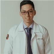 Imparto clases de diversas materias (matemáticas, física, química)