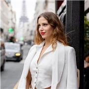 Experienced Digital Marketing tutor with a strong business background and 5 years of hands-on marketing experience.