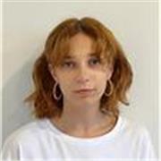 Neolaureata in campo umanistico offre lezioni private, dalle elementari alle superiori, in provincia di Verona.