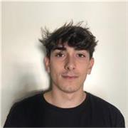 Ho concluso gli studi di maturità classica, adesso frequento il corso di Medicina e Chirurgia presso l'Università degli Studi Milano-Bicocca