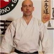 Istruttore di Karate Tradizionale, Cintura Nera II DAN