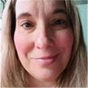 Profesor de inglés /imparte clases a personas adultas y adolescentes