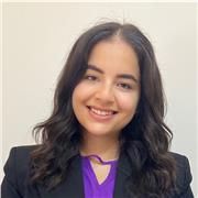 Native Arabic tutor helping you speak with confidence and ease.