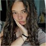 Offro lezioni private di spagnolo e inglese e mi offro anche come aiuto compiti.