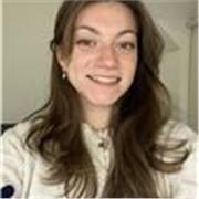 Étudiante en Master en Droit International, je propose des cours de français et d'anglais pour le niveau primaire et collège. 