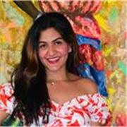 Hola! My My first language is Spanish. I studied languages in Colombia. I have experience teaching Spanish- Englis
