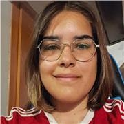 Profesora con título Advanced que ofrece clases de inglés a niños de todas las edades