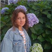 Profesora de matemáticas u otras asignaturas para alumnos de secundaria. Posibilidad de clases telemáticas o presenciales