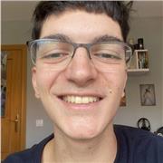 Soy un estudiante de ingeniería recién graduado del bachillerato científico- biológico, con gran interés y habilidad en enseñar y hacerlo de una manera eficiente