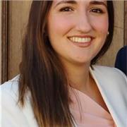 Licenciada en Ciencias Ambientales, con 5 años de experiencia en impartir clases particulares a alumnos de primaria, ESO y Bach