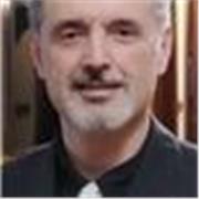 Profesor de italiano con 36 años de experiencia docente en la enseñanza del italiano y del español a extranjeros. 