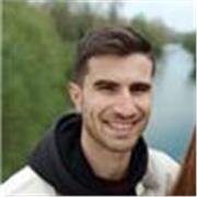 Professeur et traducteur bilingue, disponible pour élèves de collége et lycée, et pour étudiants à l'université, tous domaines