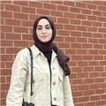 Her yaştan öğrenciye biyoloji ve ingilizce dersleri verilir