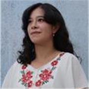 Maestra en Artes Escénicas con énfasis en actuación