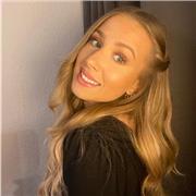 Chemielehrerin bietet Online- und Präsenznachhilfe an