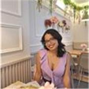 Profesora de apoyo de lenguas, enfocada en ingles y frances especializada en la educación virtual de niños y/o adolescentes