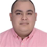 ofreciendo clases de de contabilidad, matemáticas basados en mi conocimientos a todas las personas que lo necesiten