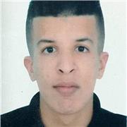 je donne des cours de soutien aux élèves et lycéens en Maths Physique. que ce soit à distance ou presentiel