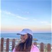 ¡Hola! Soy Candela, estudiante de Traducción e Interpretación de Idiomas.

Ofrezco clases de refuerzo de inglés, castellano y vale