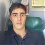 Estudiante de universidad en medicina dispuesto a impartir clases sobre matemáticas tanto de la eso como de bachillerato. También presentó amplios conocimientos en inglés y química