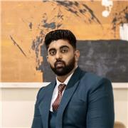 Primary tutor giving lessons online and in person in Watford