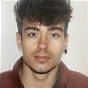 Profesor de matemática de esucación secundaria da clases online de repaso