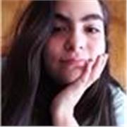 Docente de inglés imparte clases de la asignatura de manera online