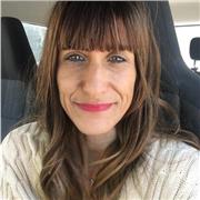 Professeur enseigne en primaire et secondaire + faculté