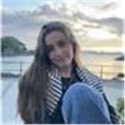 Estudiante Universitaria de Magisterio, titulada en Ciclo Superior de Educación Infantil con un nivel de Inglés B1.