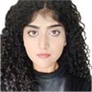 Offro lezioni private a bambini e ragazzi, adattandole alle loro esigenze e adattando me stessa a loro. 