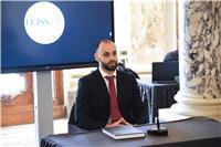 Laureato in giurisprudenza offre lezioni di diritto, anche in lingua straniera