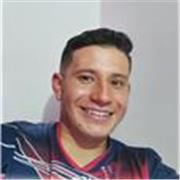 Profesor de educación física recreación y deportes, capaz de dar clase a cualquier persona