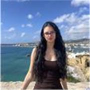 Profesora de historia, no obstante también de inglés y lengua