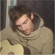 Sono Federico, ti insegno a suonare la chitarra!