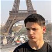 Profesor de matemáticas apto para alumnos de primaria. 