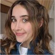 Profesora de Inglés hasta nivel C2. Materias de primaria: Castellano, Valenciano, Biología, Historia). Asignatura de Sociales (historia) y Filosofía ESO/Bachillerato. Clases de Español para extranjeros