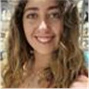 Soy una estudiante universitaria, muy motivada para dar clases y con experiencia con niños y conocimientos en muchas materias