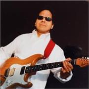 Lezioni di Chitarra Elettrica/Acustica Diplomato al GUITAR INSTITUTE di LOS ANGELES impartisce lezioni