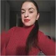 Profesora de preescolar y hasta curso de sexto grado.