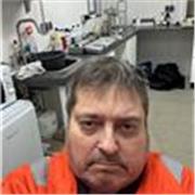 Ingeniero con más de 35 años de experiencia puedo enseñarle química, física, inglés y educación física y deportes.
