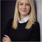 Geduldiger Deutsch-Tutor für Anfänger und Fortgeschrittene aller Altersgruppen. 