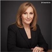 Profesora de universidad y Planes de transformación digital para empresas con más de 20 años de experiencia en marketing