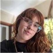 Particular de inglés que ofrece acompañamiento para los niveles primario, secundario y universitario