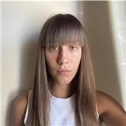 Studentessa universitaria offre lezioni di matematica per scuola elementare, media e superiori