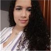 Profesora de inglés y de apoyo en administración y finanzas.