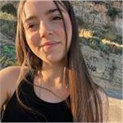 Me defino una persona responsable y con ganas de ayudar a niños de primaria.