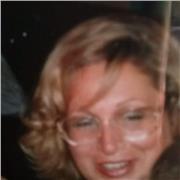 Docente in pensione da poco,con tanta esperienza, offresi per lezioni a stranieri e non