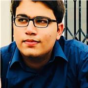 I give private lessons tailored to your level and learning needs.