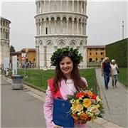 Laureata magistrale in Linguistica e Traduzione offre lezioni  a studenti di qualsiasi livello