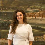 Soy graduada en Antropología Social. Puedo dar clase de ciencias sociales, antropología, historia, filosofía y refuerzo.